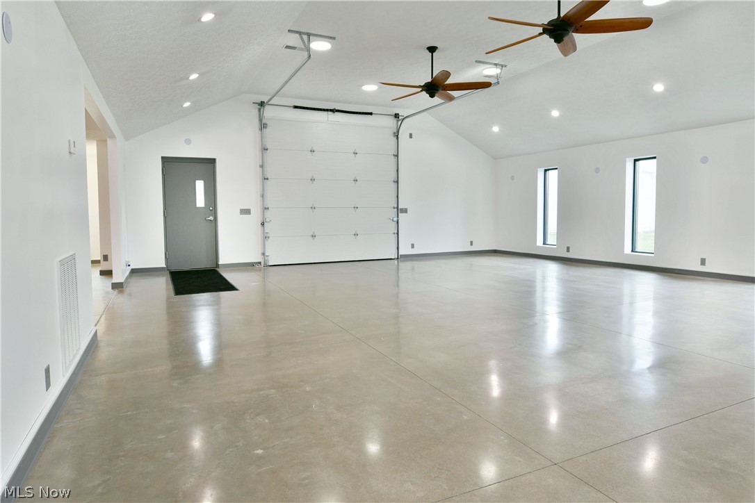 3019 Parkman Road NW Warren OH 44481