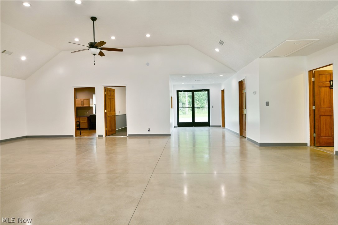 3019 Parkman Road NW Warren OH 44481