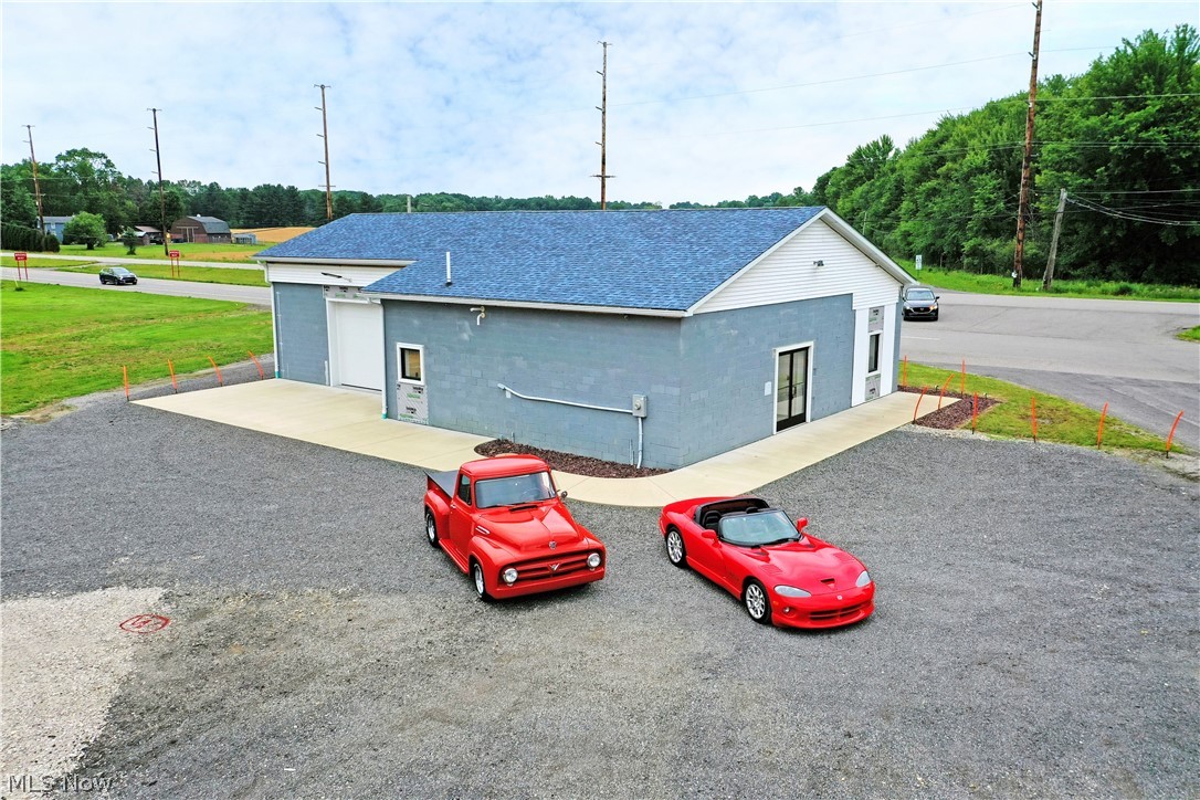 3019 Parkman Road NW Warren OH 44481