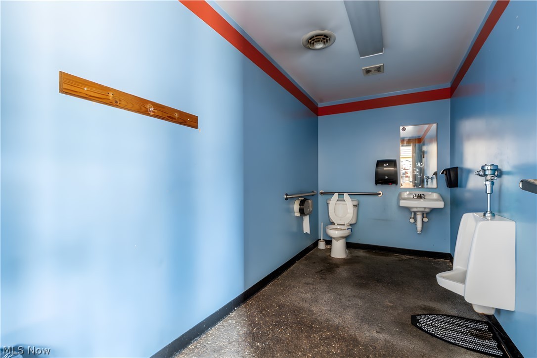 2415 Maple Avenue Zanesville OH 43701