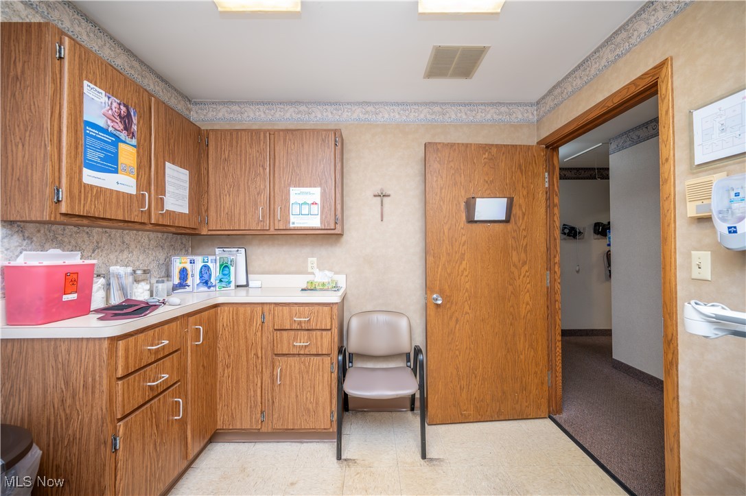 1360 N Main Street Mineral Ridge OH 44440