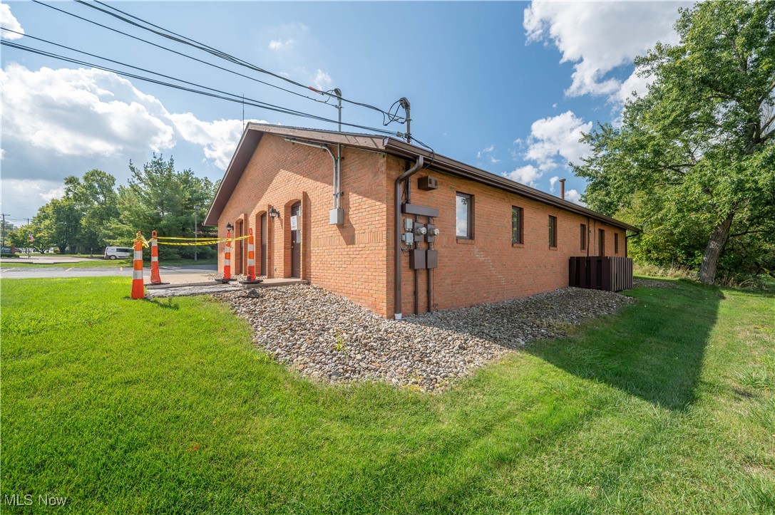 1360 N Main Street Mineral Ridge OH 44440