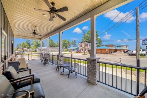 5125 Lake Road E Geneva OH 44041