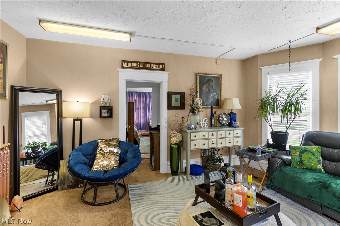 1451 E Market Street Warren OH 44483