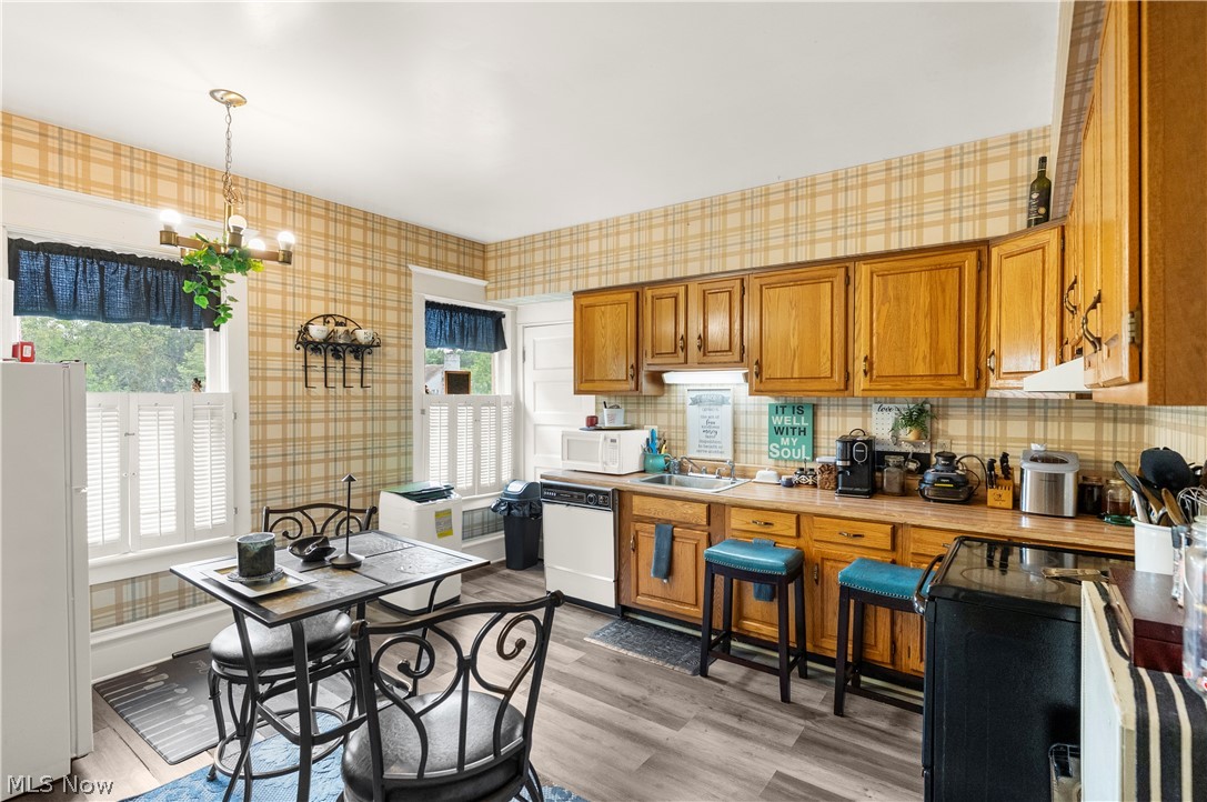 1451 E Market Street Warren OH 44483