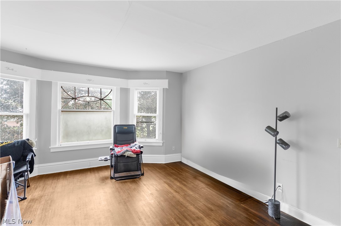 1451 E Market Street Warren OH 44483