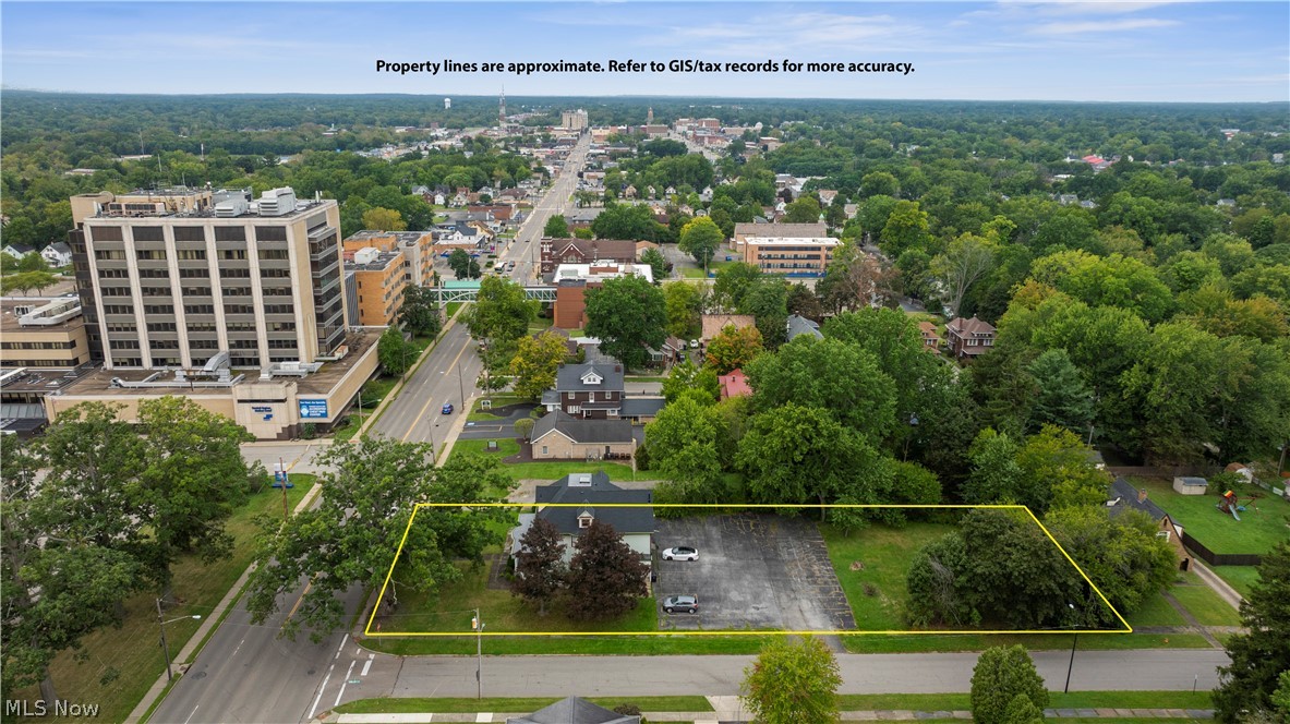 1451 E Market Street Warren OH 44483