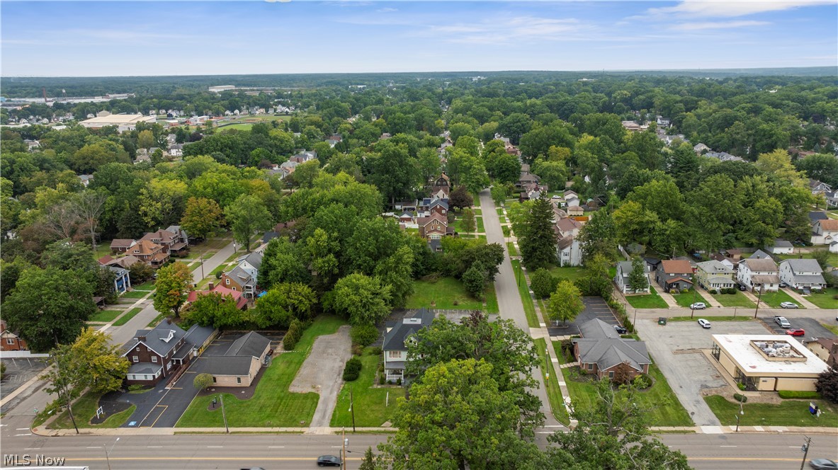 1451 E Market Street Warren OH 44483