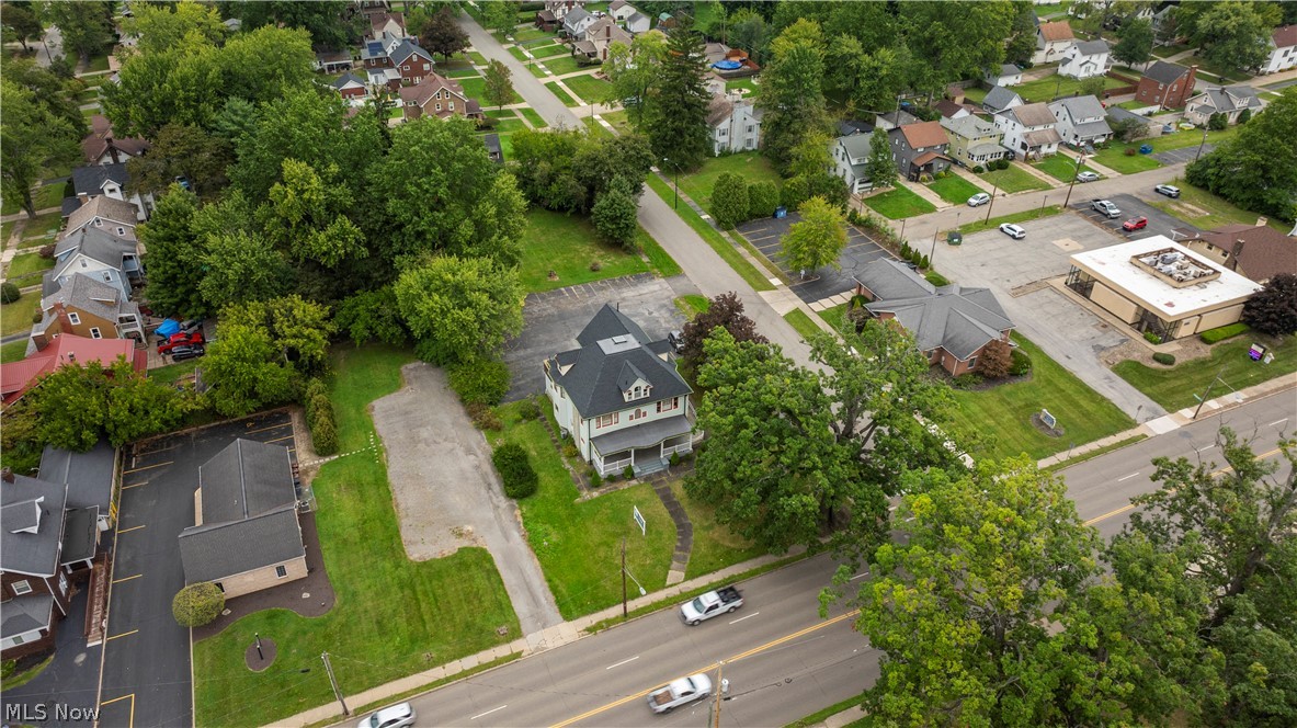 1451 E Market Street Warren OH 44483