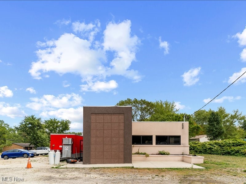 1445 Massillon Road Akron OH 44306