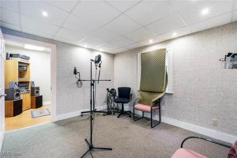 6178 Youngstown Hubbard Road Hubbard OH 44425