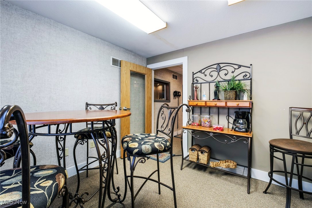 6178 Youngstown Hubbard Road Hubbard OH 44425