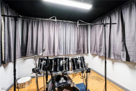 6178 Youngstown Hubbard Road Hubbard OH 44425