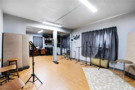 6178 Youngstown Hubbard Road Hubbard OH 44425