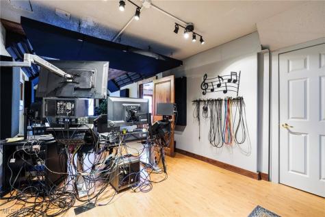 6178 Youngstown Hubbard Road Hubbard OH 44425