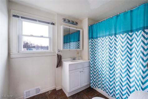 6178 Youngstown Hubbard Road Hubbard OH 44425