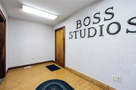 6178 Youngstown Hubbard Road Hubbard OH 44425