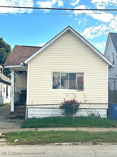 3143 Trowbridge Avenue Cleveland OH 44109