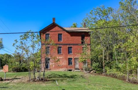 9401 Tallmadge Road Diamond OH 44412