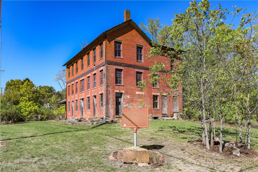 9401 Tallmadge Road Diamond OH 44412