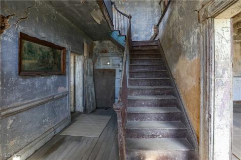 9401 Tallmadge Road Diamond OH 44412