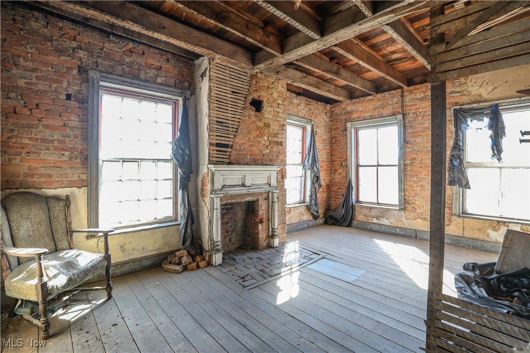 9401 Tallmadge Road Diamond OH 44412