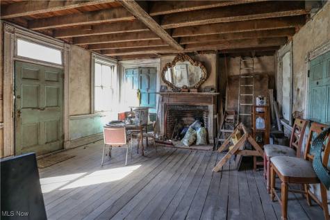 9401 Tallmadge Road Diamond OH 44412