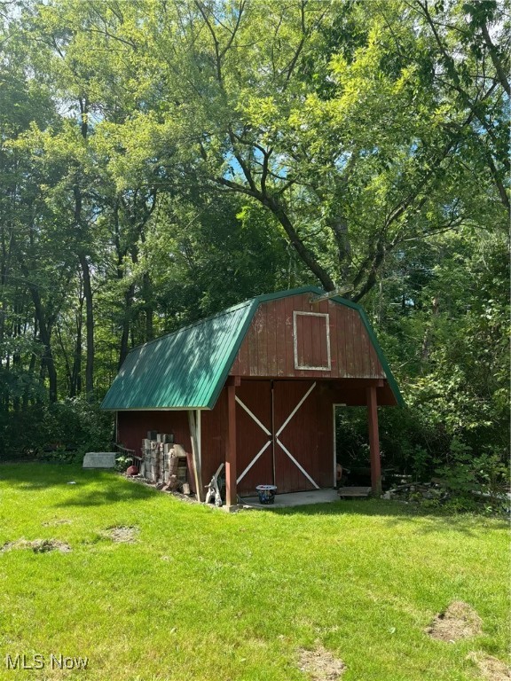 235 E Western Reserve Road Poland OH 44514