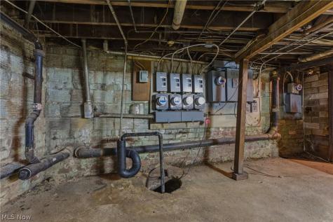 3013 Tuscarawas Street W Canton OH 44708