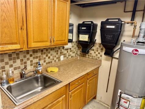 1107 Lincoln Way E Massillon OH 44646