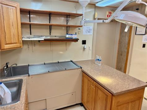 1107 Lincoln Way E Massillon OH 44646