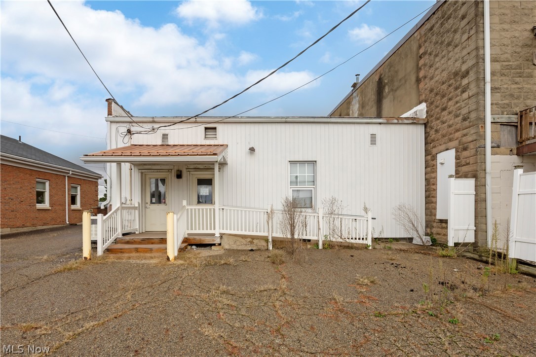 4 E Main Street Danville OH 43011