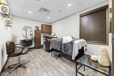 18820 Bagley Road Middleburg Heights OH 44130