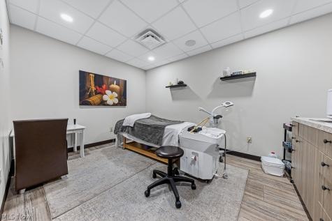 18820 Bagley Road Middleburg Heights OH 44130