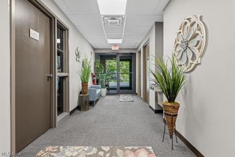 18820 Bagley Road Middleburg Heights OH 44130