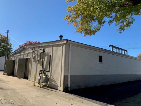 4471 Rocky River Drive Cleveland OH 44135