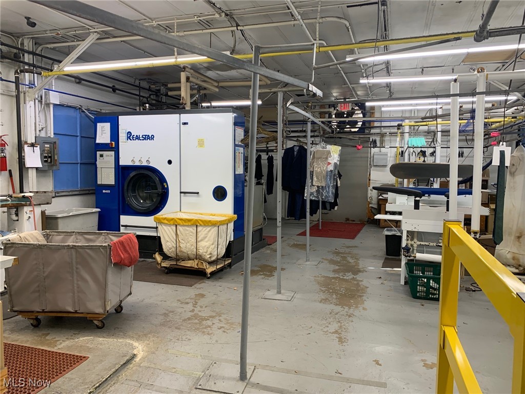 4471 Rocky River Drive Cleveland OH 44135