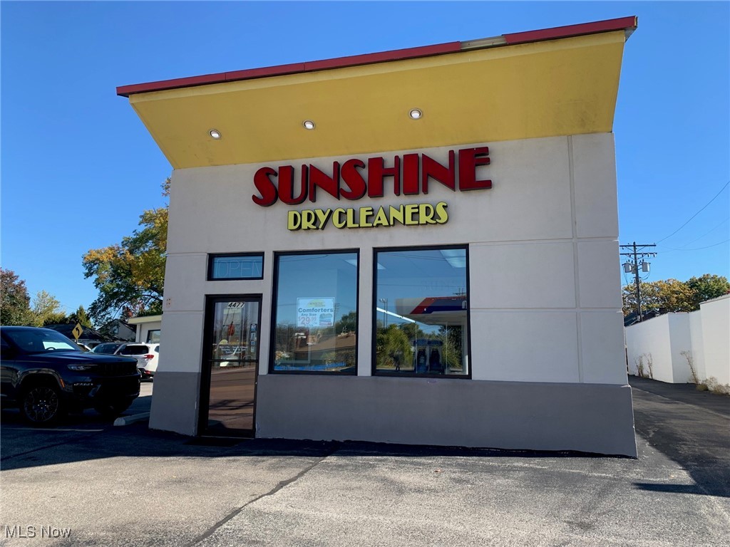 4471 Rocky River Drive Cleveland OH 44135