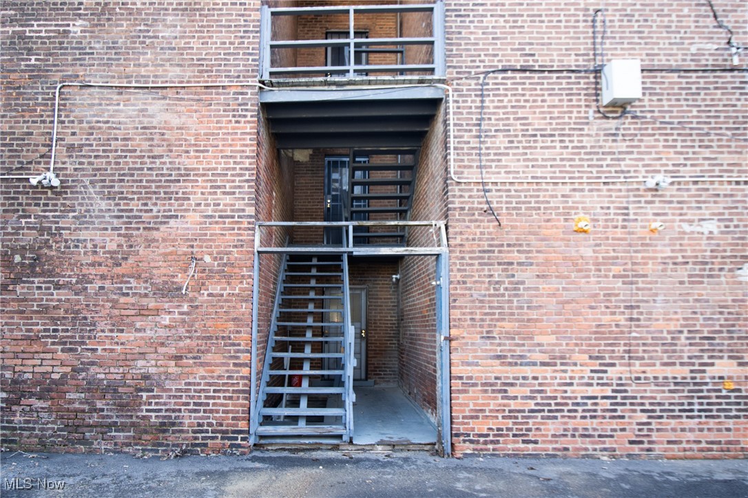 3296-3300 E 149th Street Cleveland OH 44120