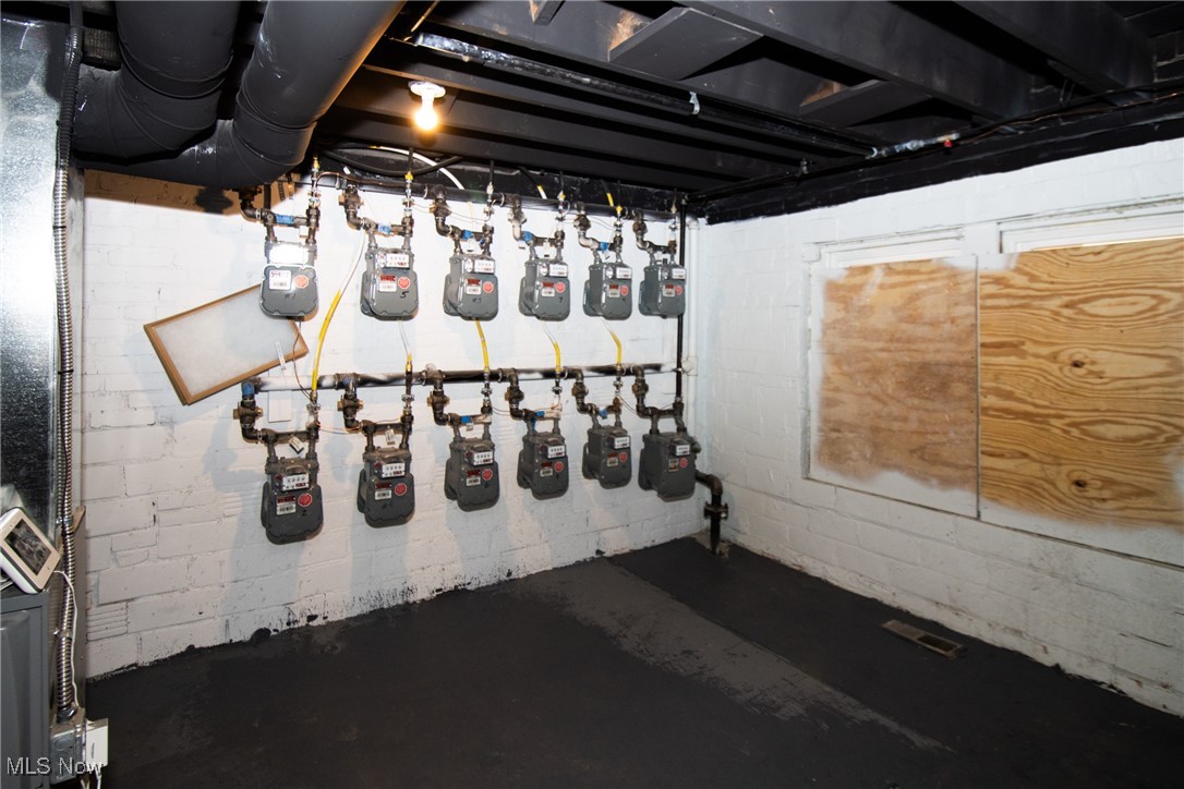 3296-3300 E 149th Street Cleveland OH 44120