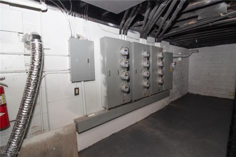 3296-3300 E 149th Street Cleveland OH 44120