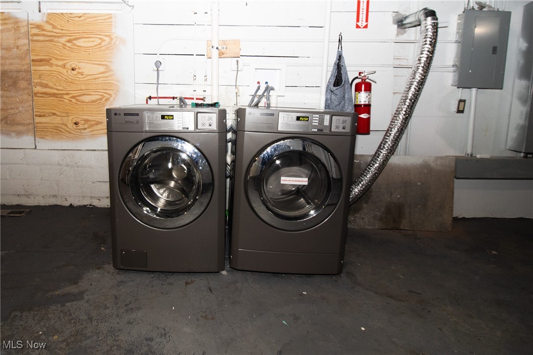 3296-3300 E 149th Street Cleveland OH 44120