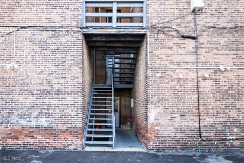 3296-3300 E 149th Street Cleveland OH 44120