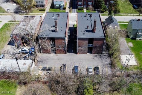 3296-3300 E 149th Street Cleveland OH 44120