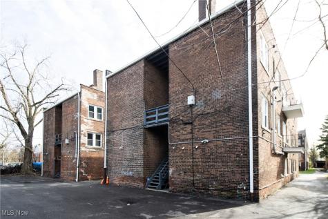 3296-3300 E 149th Street Cleveland OH 44120