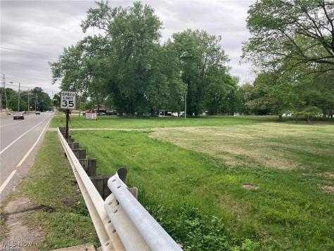 35783 Lake Shore Boulevard Eastlake OH 44095