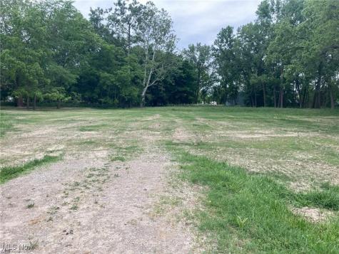 35783 Lake Shore Boulevard Eastlake OH 44095