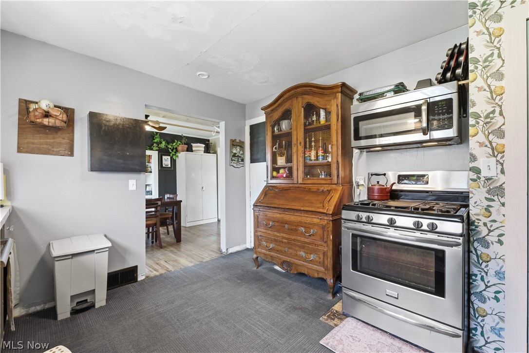 5328 Akron Cleveland Road Peninsula OH 44264