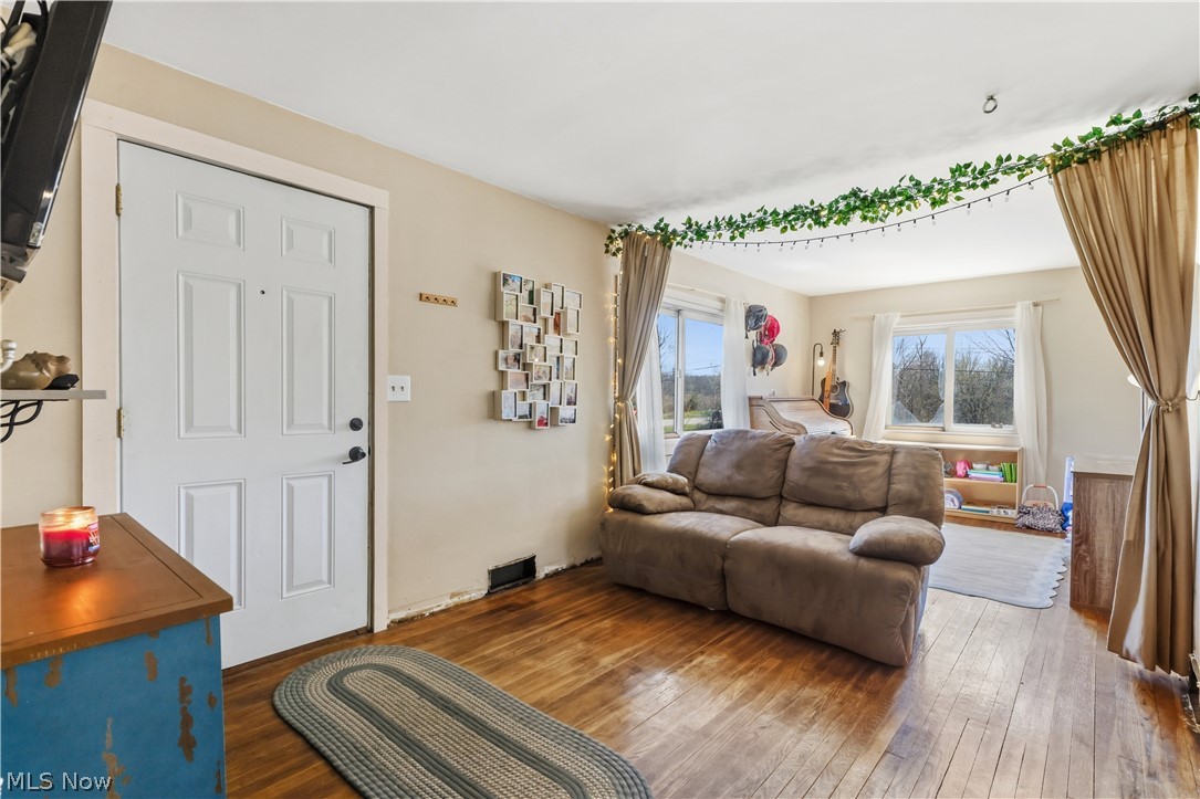 5328 Akron Cleveland Road Peninsula OH 44264
