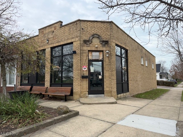 524 E 200th Street Euclid OH 44119